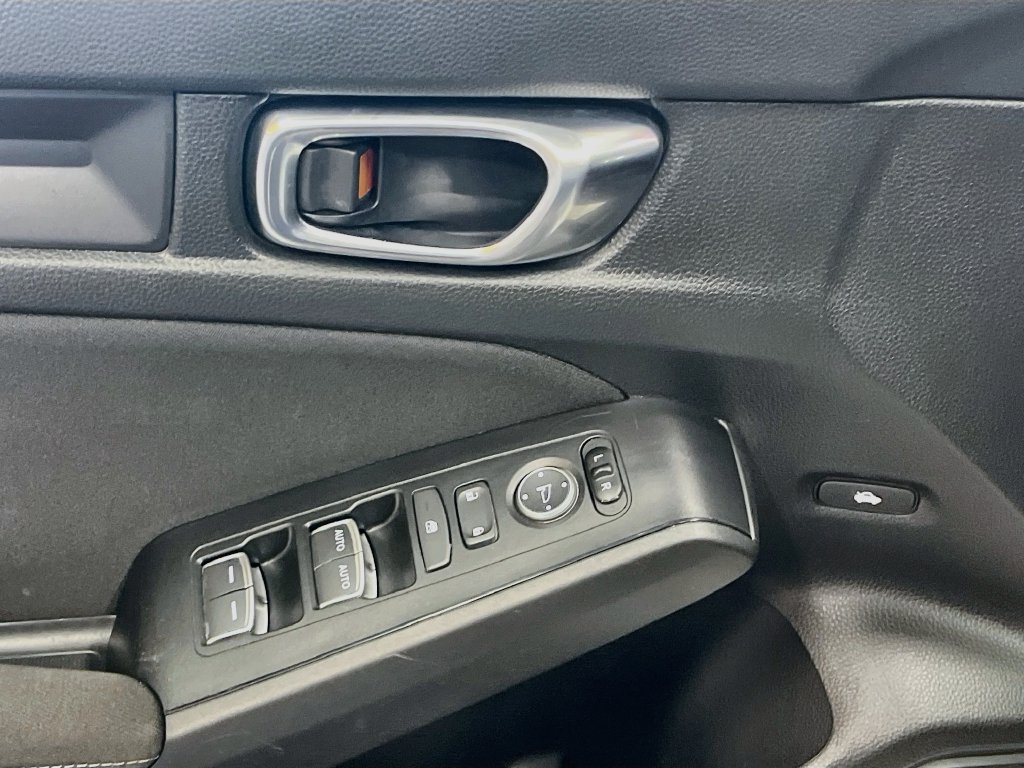 Used 2025 Honda Civic Sport image 17