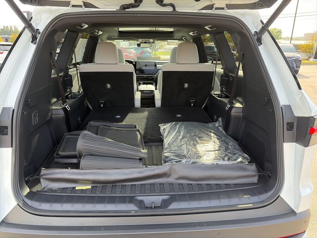 Certified 2025 Lexus TX 350 AWD w/ Technology Package image 13