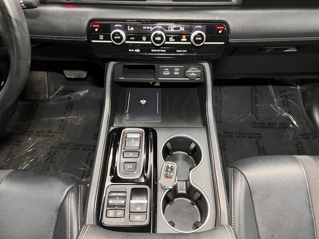 Used 2023 Honda Pilot Touring image 12