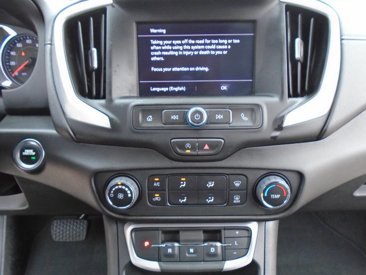 Used 2024 GMC Terrain SLE FWD image 14