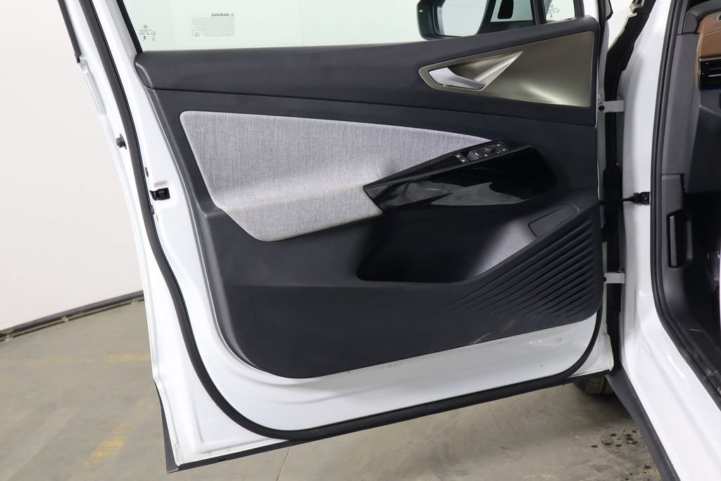 Used 2024 Volkswagen ID.4 2WD image 19