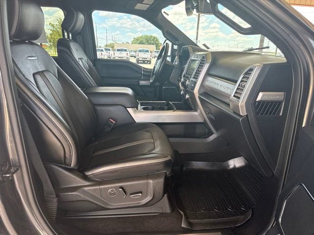 Used 2018 Ford F250 Platinum w/ Platinum Ultimate Package AWD/4WD image 12