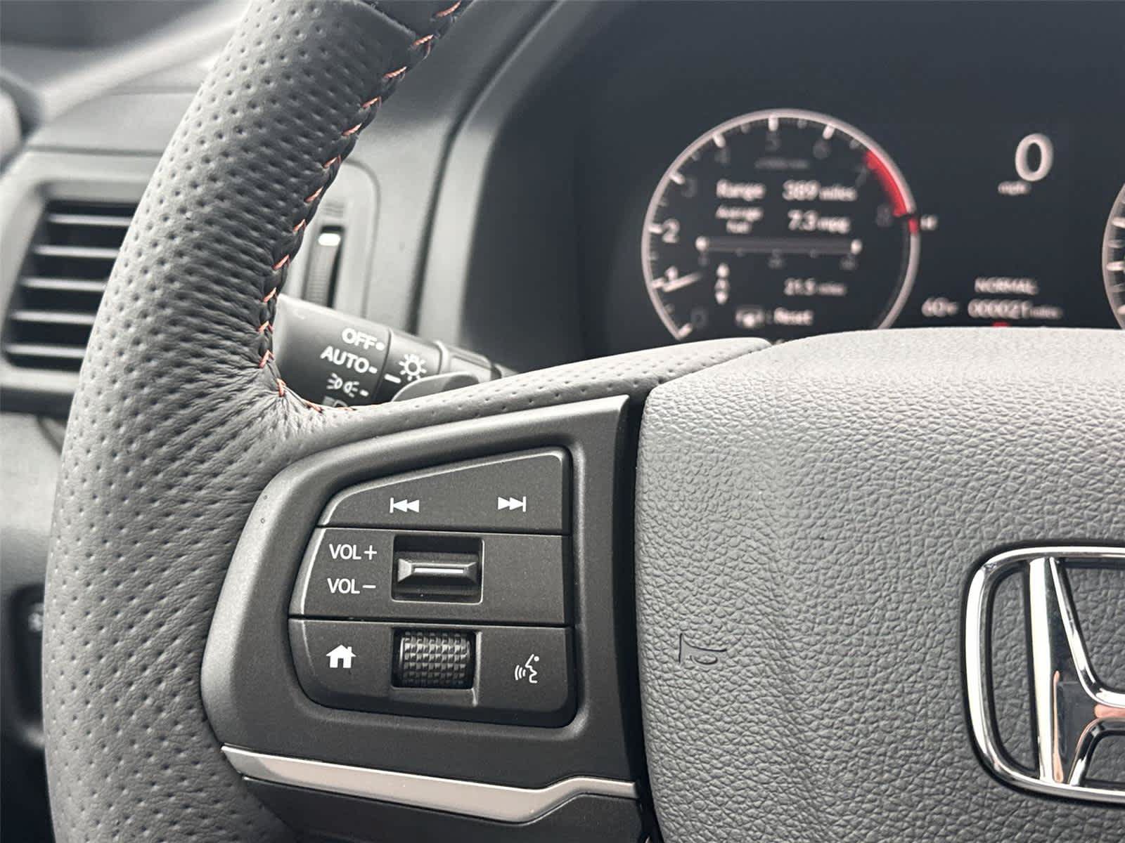 Used 2026 Honda Ridgeline TrailSport image 17
