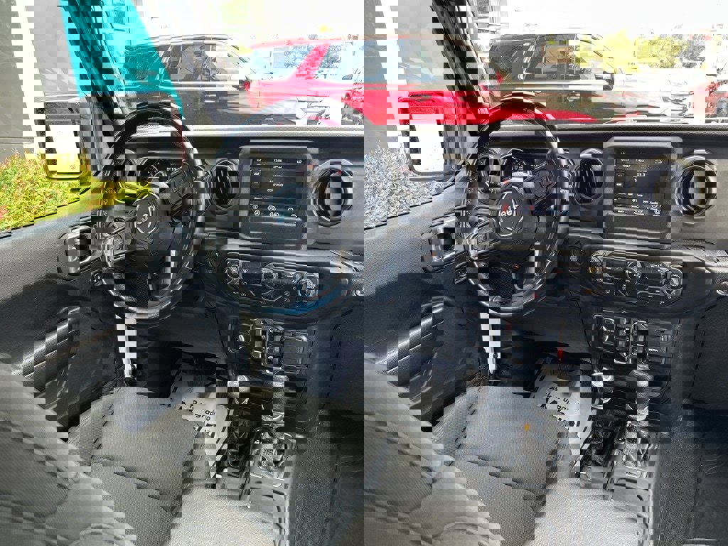 Used 2021 Jeep Wrangler Unlimited Sport image 13