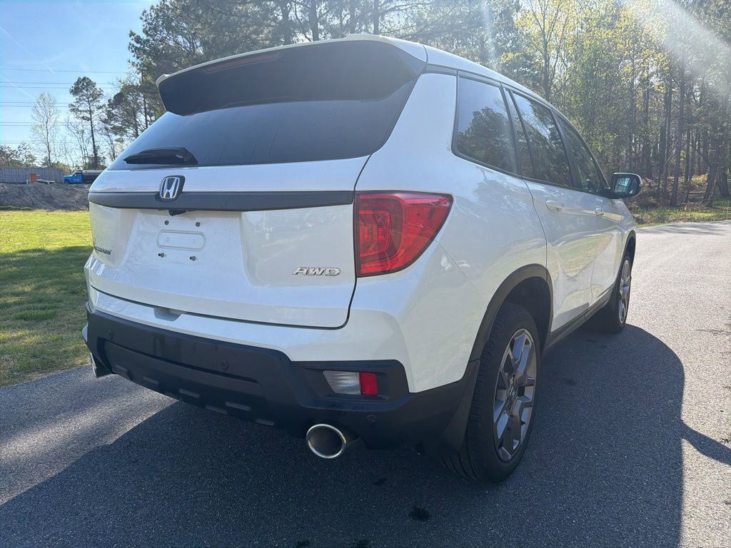 Used 2023 Honda Passport EX-L image 9