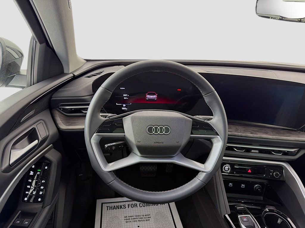 Used 2025 Audi Q5 Premium Plus w/ Premium Plus image 24