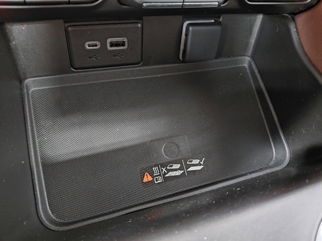 Certified 2023 Chevrolet Suburban High Country w/ Premium Package 2 image 39