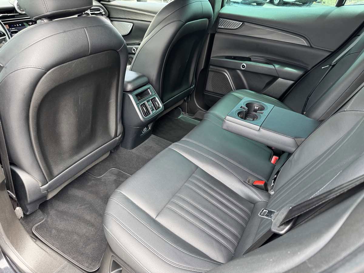 Used 2023 Maserati Grecale GT AWD/4WD image 21