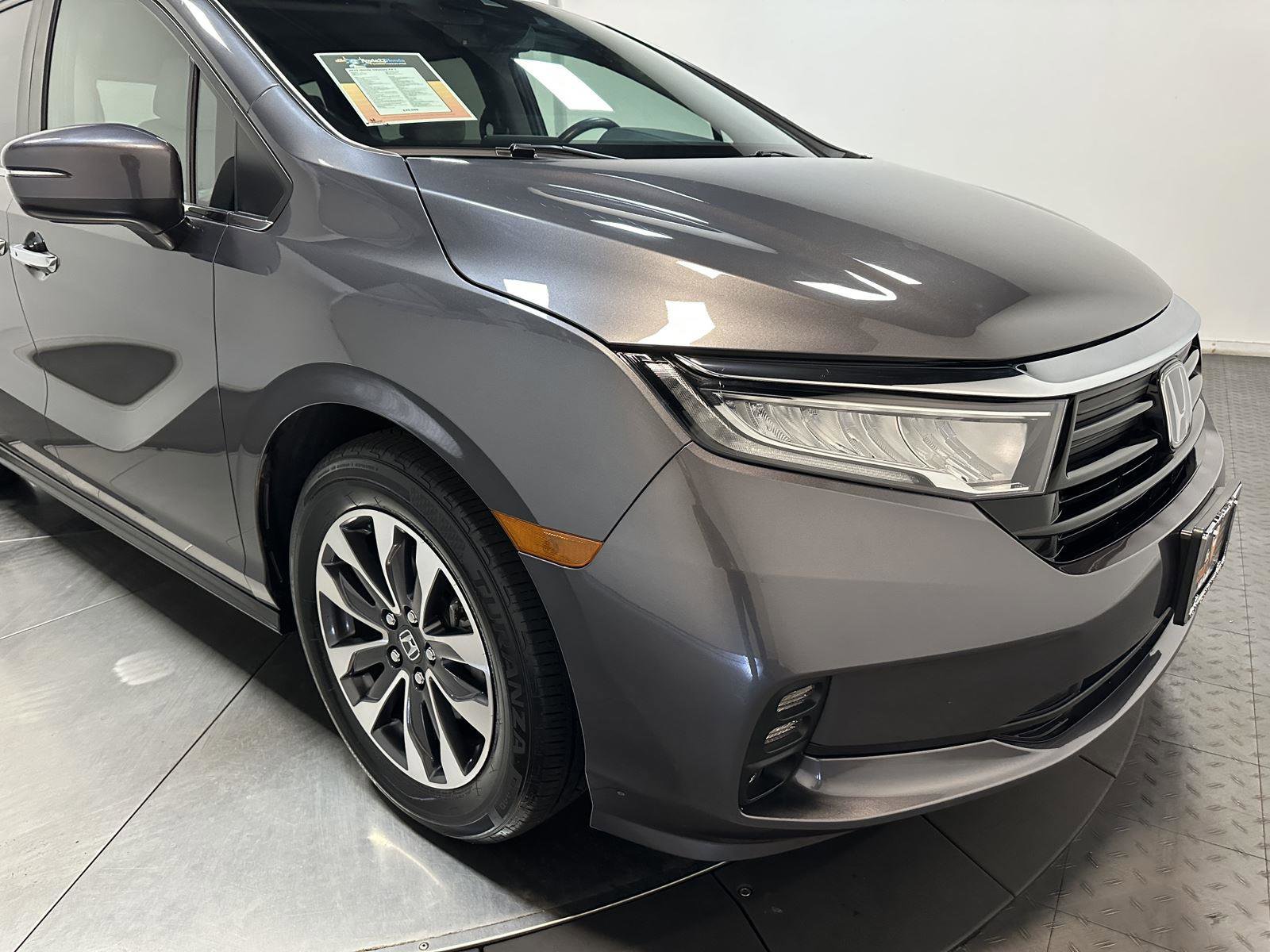 Certified 2023 Honda Odyssey EX-L image 3