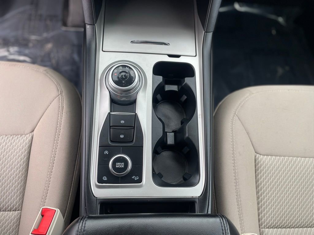 Used 2022 Ford Explorer XLT image 15