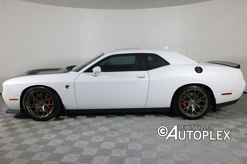 Used 2016 Dodge Challenger SRT Hellcat RWD image 8
