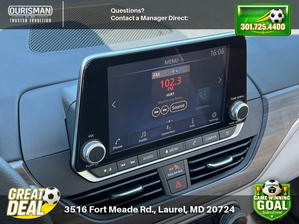 Used 2024 Nissan Altima 2.5 SV FWD image 11