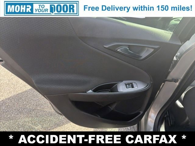 Used 2017 Chevrolet Malibu LT image 29