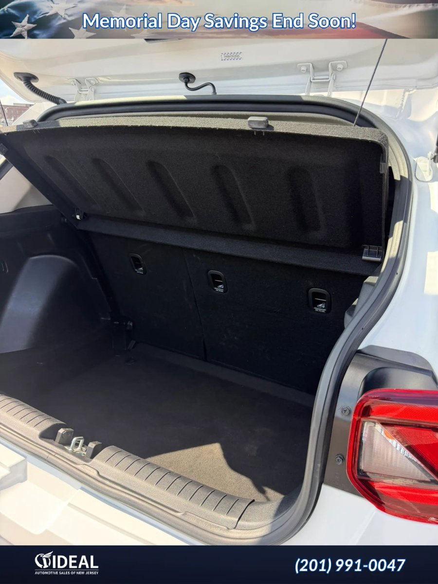 Used 2024 Hyundai Venue SE FWD image 50
