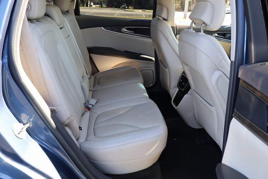 Used 2018 Lincoln MKX Reserve w/ Lincoln MKX Climate Package image 18
