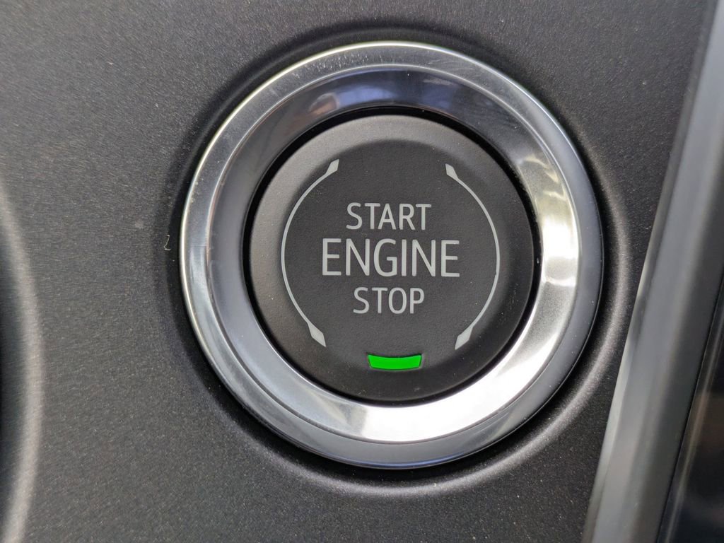 New 2025 Chevrolet Blazer LT w/ Midnight/Sport Edition FWD image 29