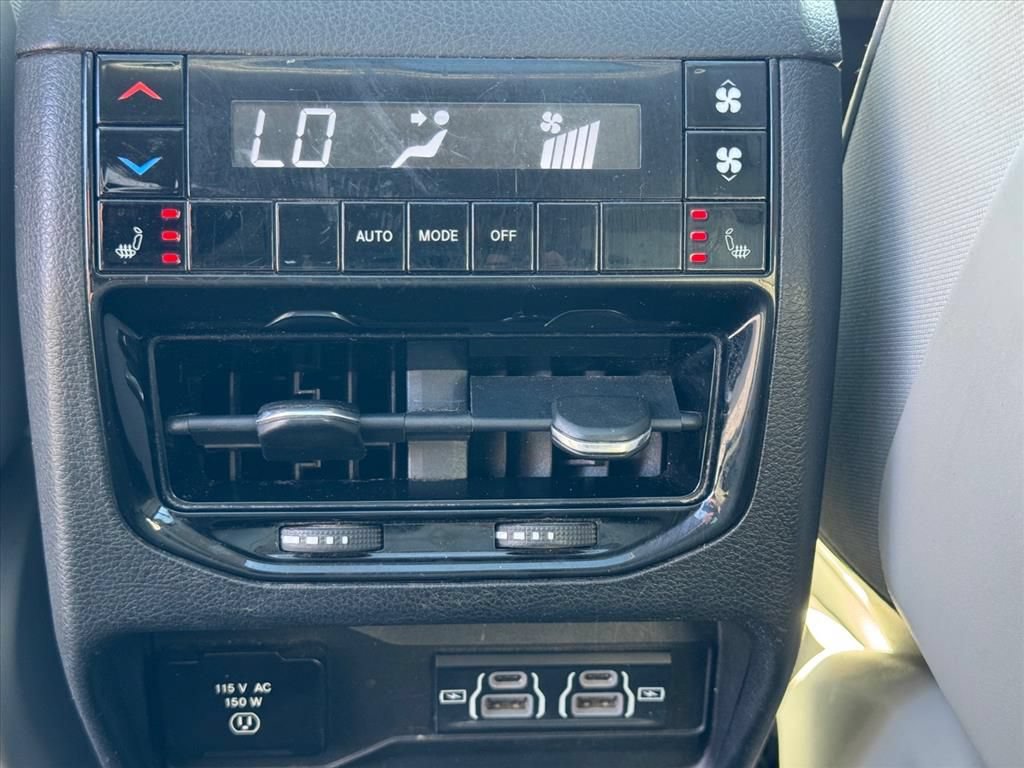 Used 2022 Jeep Grand Cherokee L Overland AWD/4WD image 15