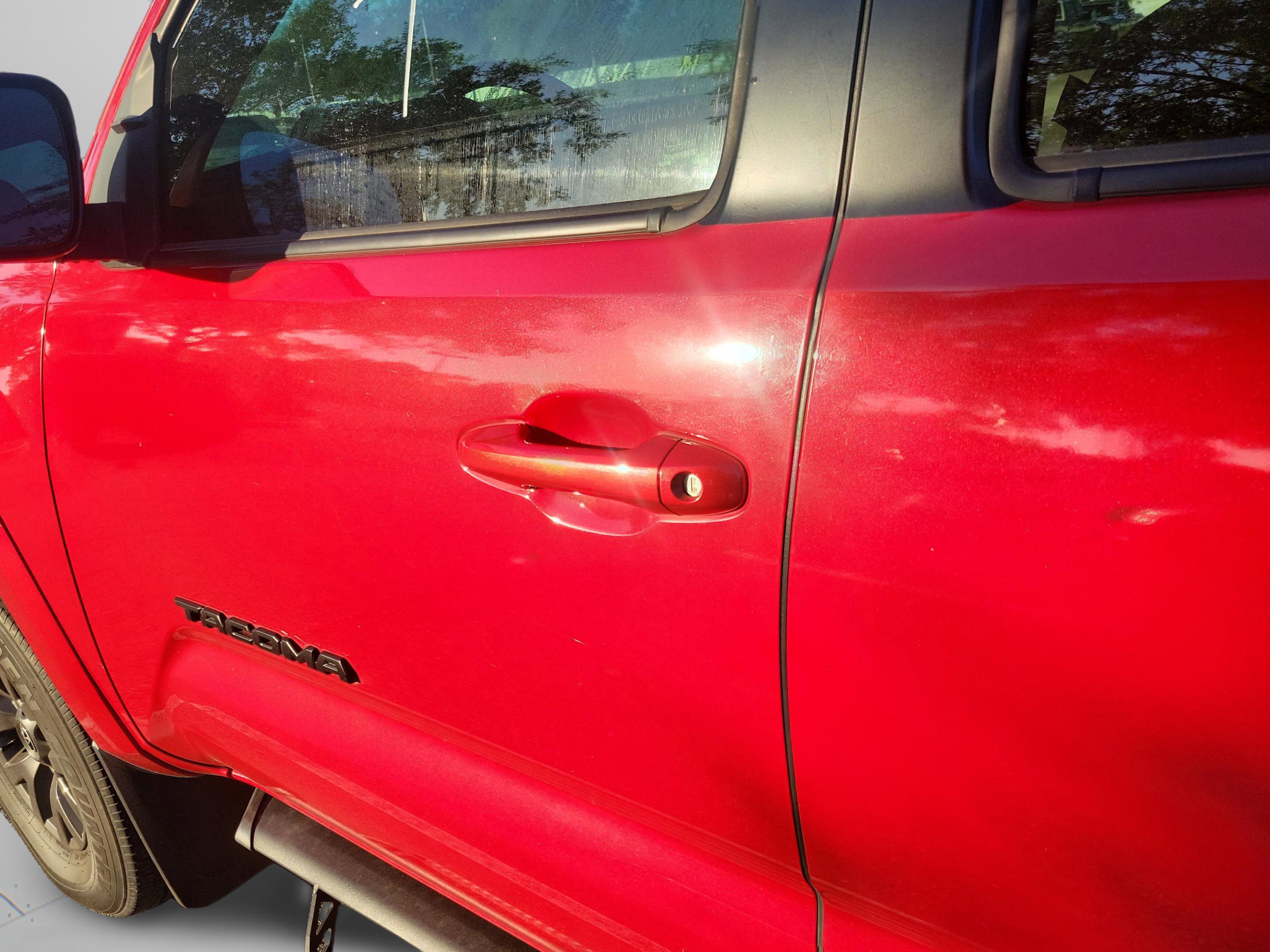 Used 2021 Toyota Tacoma SR5 RWD image 27