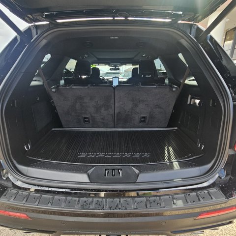 Certified 2024 Ford Explorer ST w/ Equipment Group 401A image 18