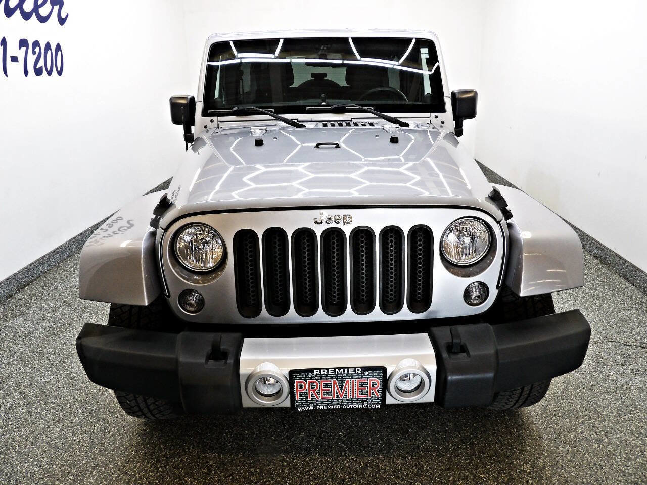 Used 2014 Jeep Wrangler Unlimited Sahara w/ Connectivity Group image 2