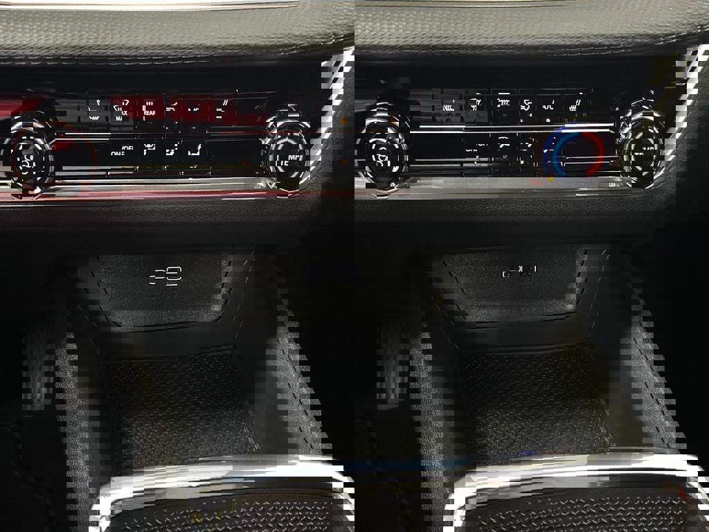 New 2026 Chevrolet Equinox LT w/ Safety and Technology Package image 18