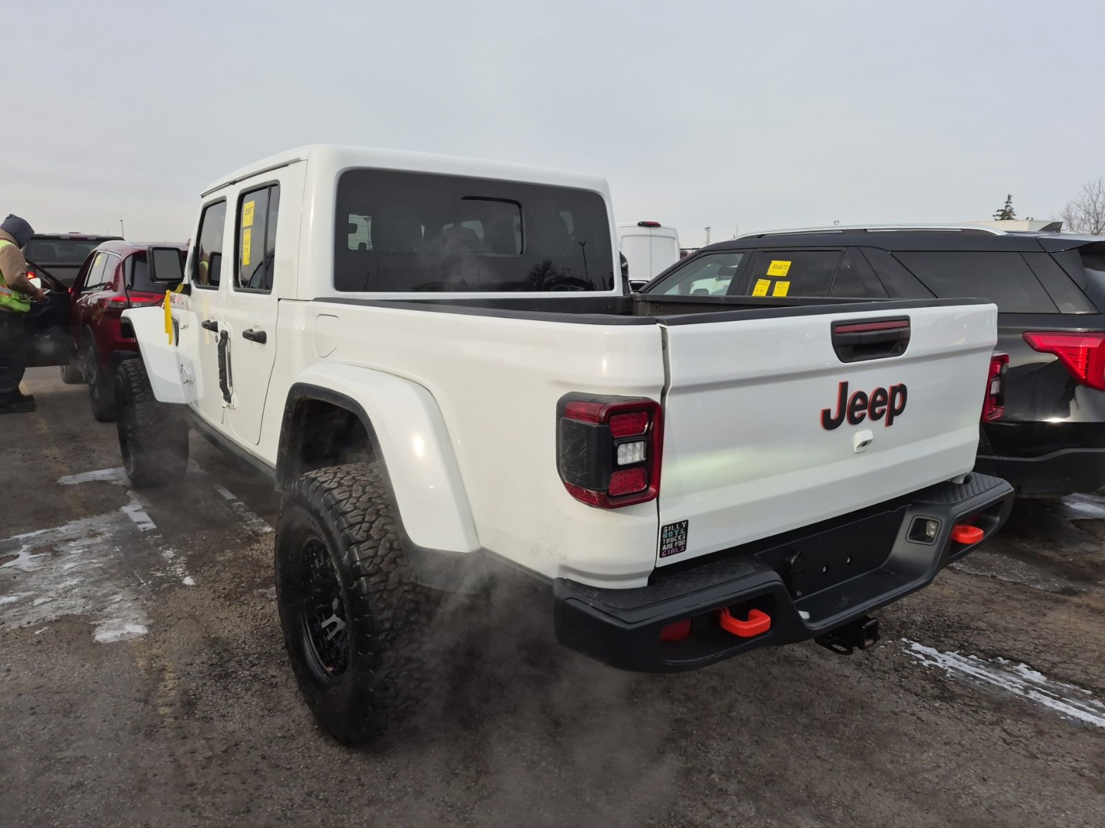 Used 2022 Jeep Gladiator Mojave w/ LED Lighting Group AWD/4WD image 6