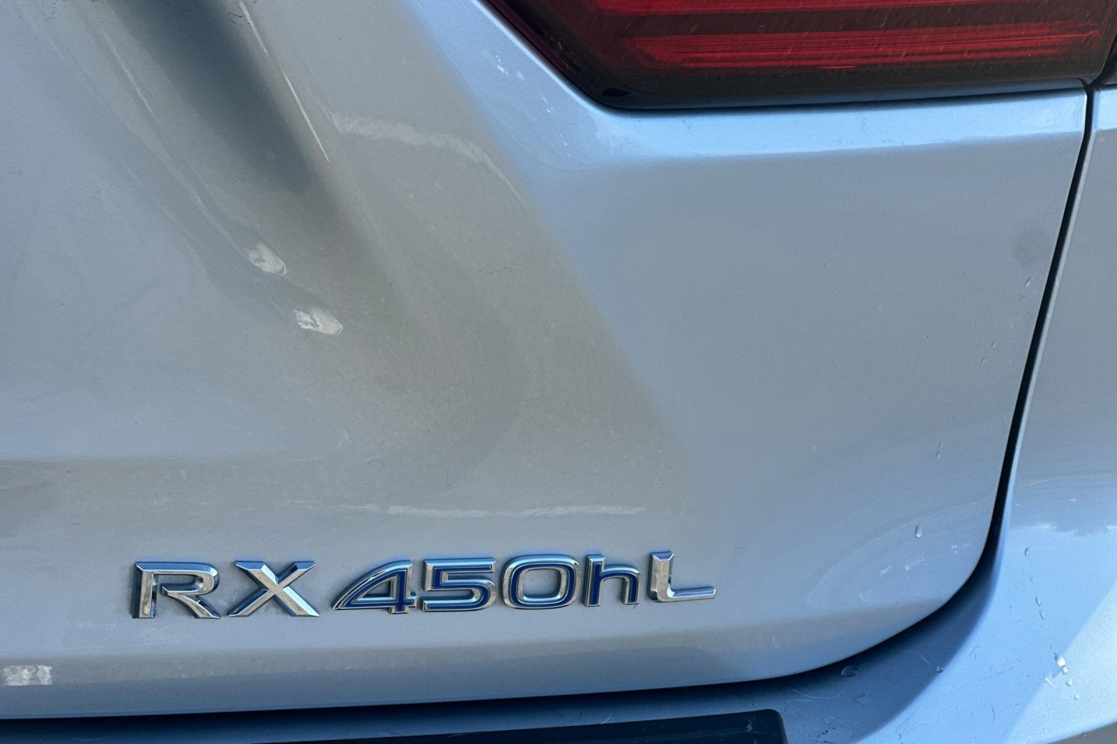 Used 2018 Lexus RX 450hL Premium w/ Premium Package image 40