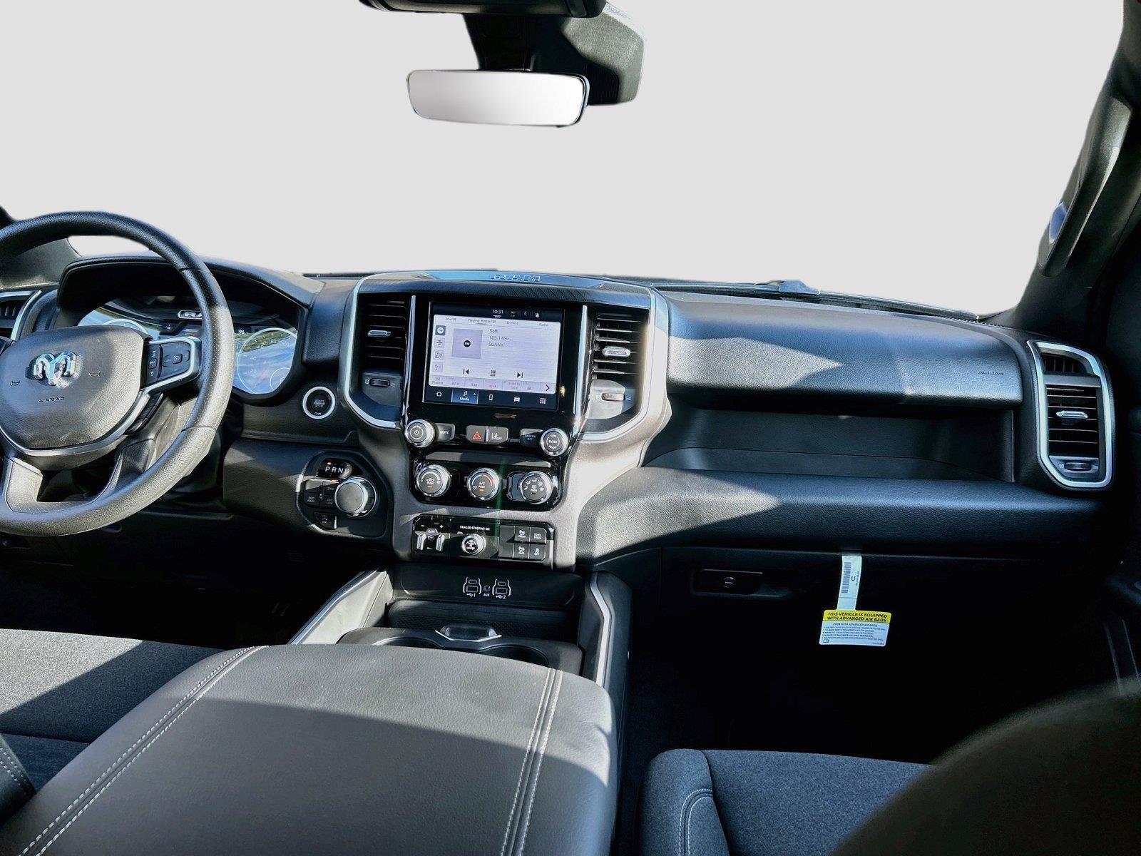 New 2026 RAM 1500 Express AWD/4WD image 18