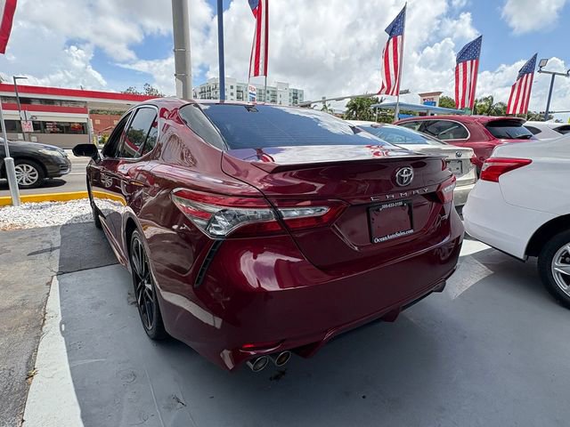 Used 2018 Toyota Camry XSE image 8