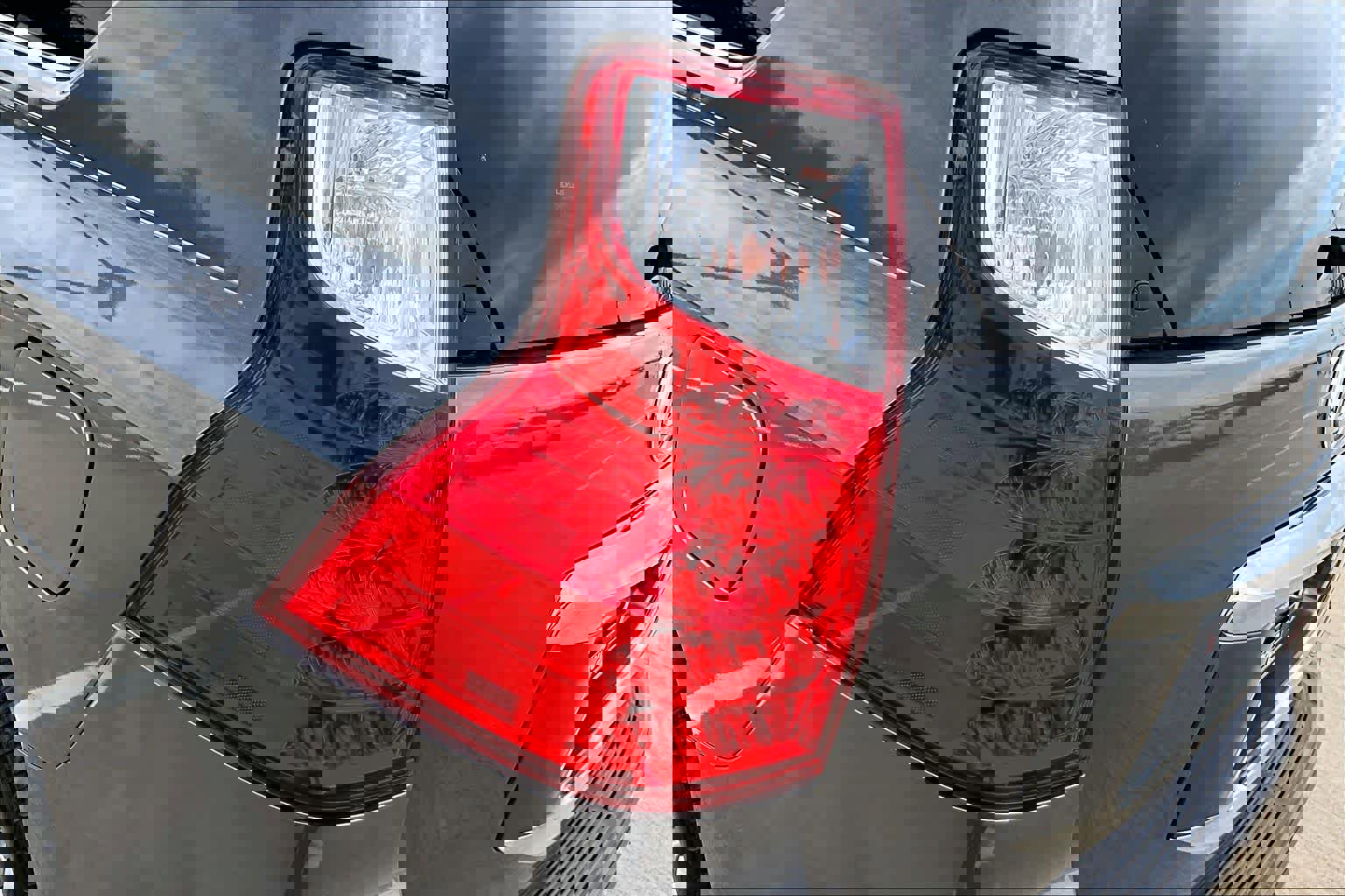 Used 2011 Lexus GX 460 w/ Comfort Plus Pkg AWD/4WD image 25