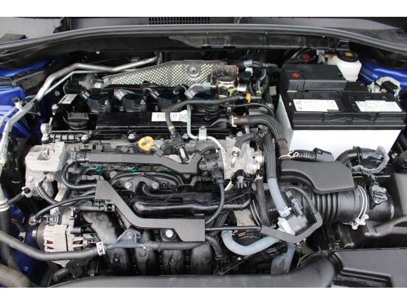 Used 2022 Toyota Corolla Cross LE image 29