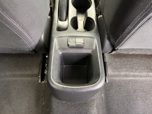 Used 2021 Nissan Versa SV FWD image 32