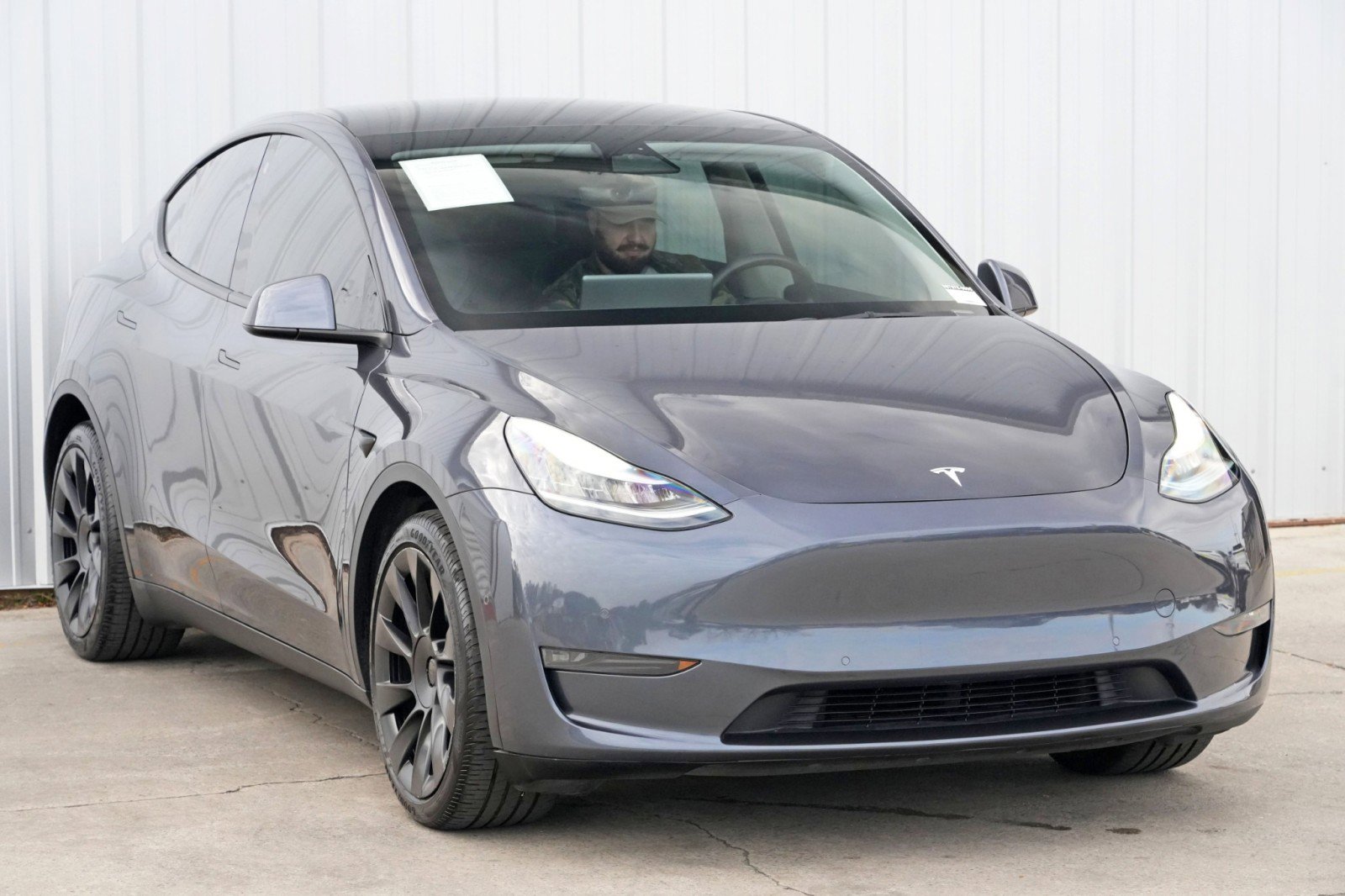 Used 2021 Tesla Model Y Long Range image 53