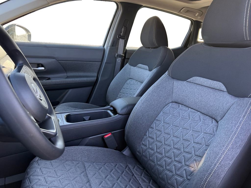 New 2026 Nissan Kicks SV w/ SV Premium Package AWD/4WD image 9
