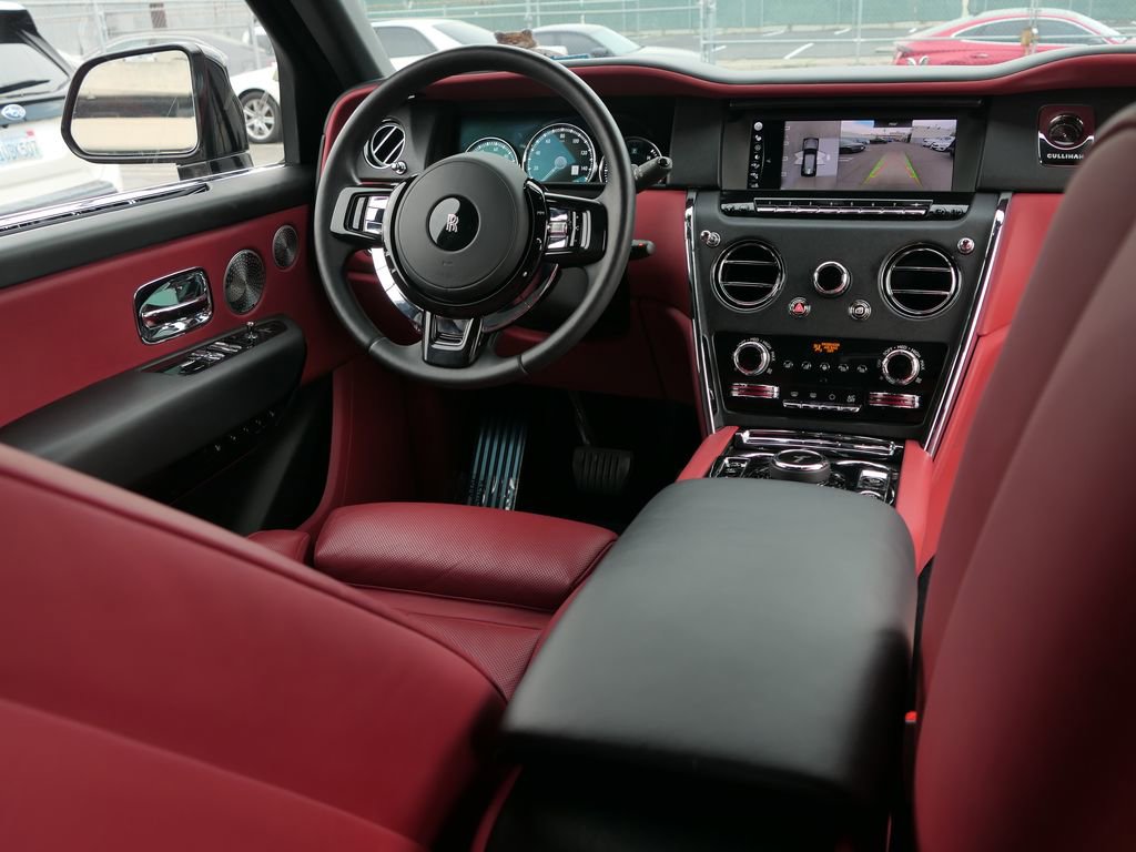 Used 2022 Rolls-Royce Cullinan AWD/4WD image 28