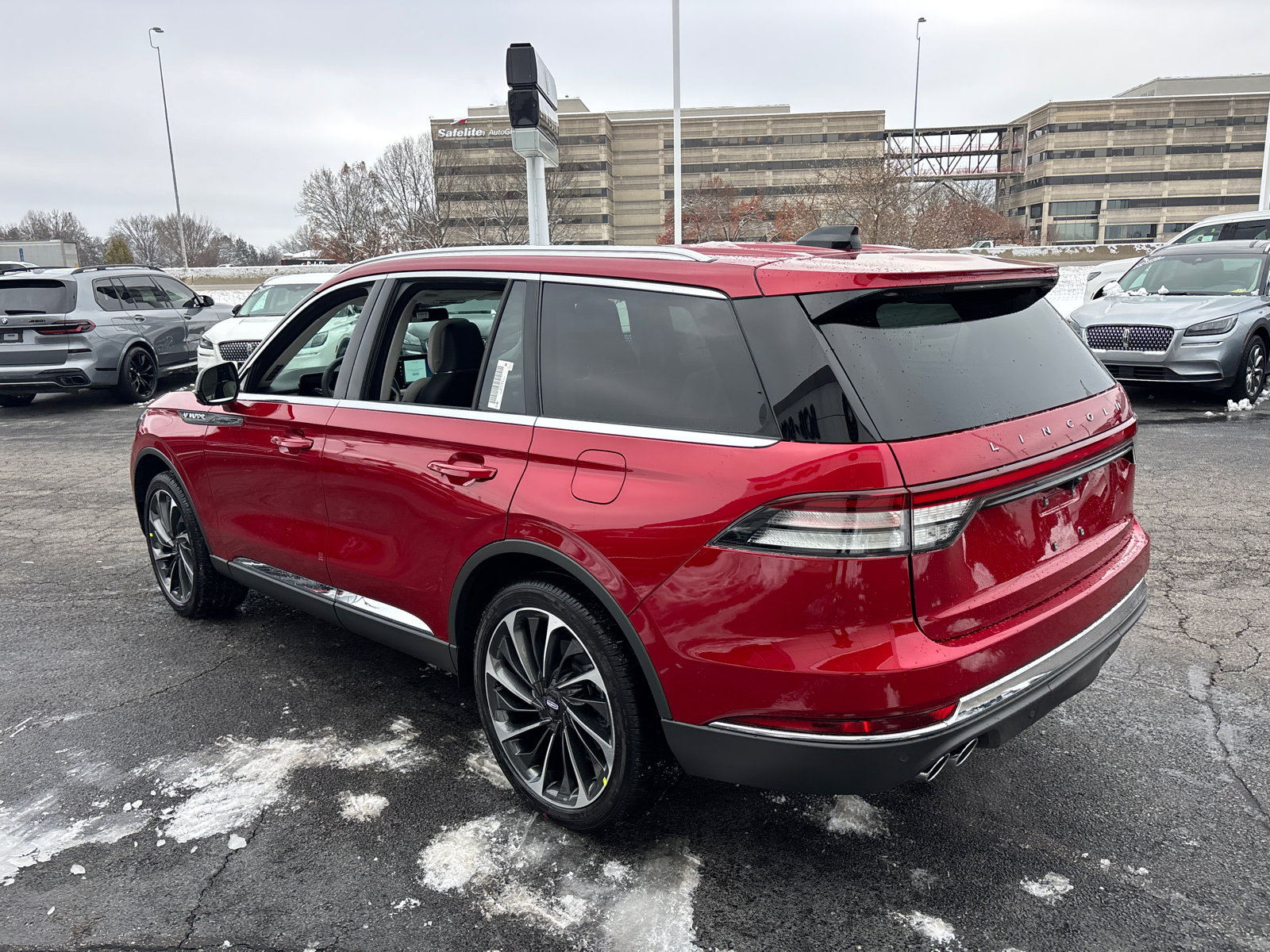 New 2026 Lincoln Aviator Reserve image 5