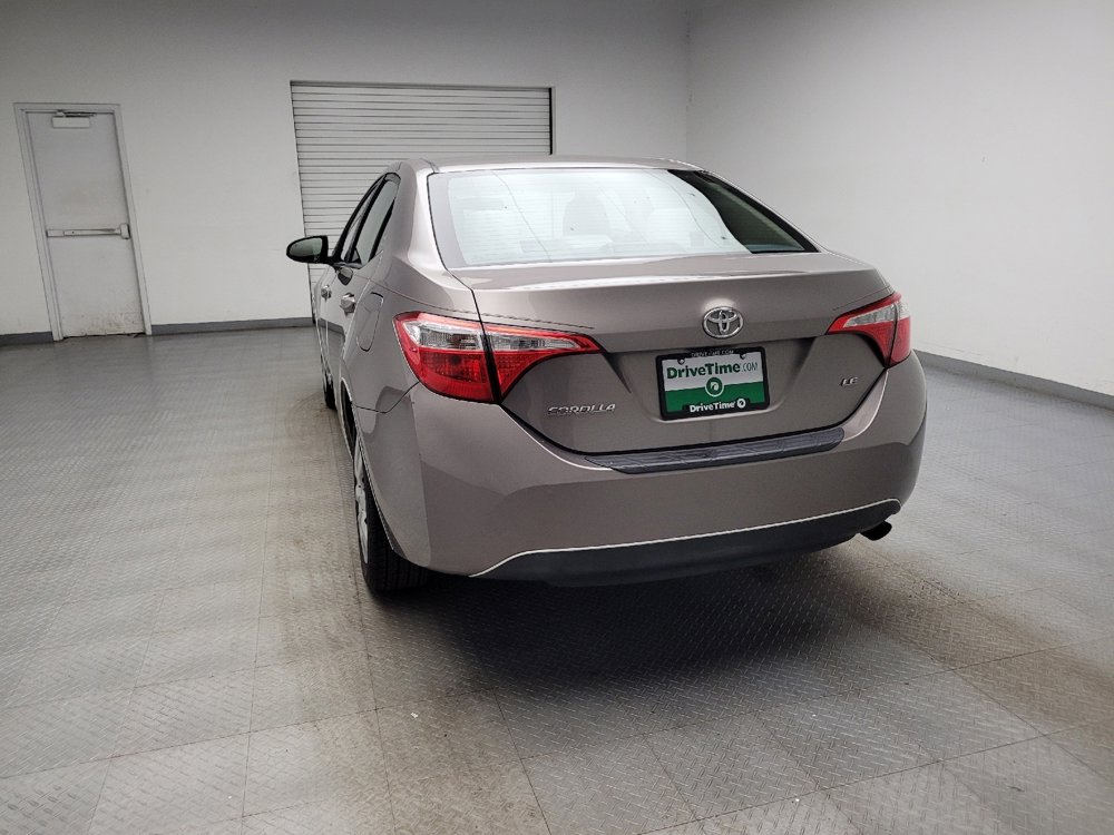 Used 2015 Toyota Corolla LE FWD image 6