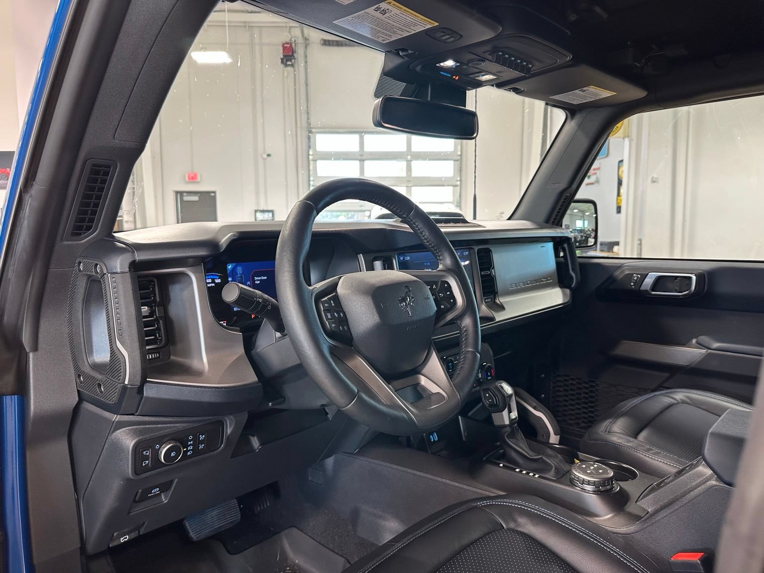 Used 2022 Ford Bronco Outer Banks w/ Sasquatch Package AWD/4WD image 13