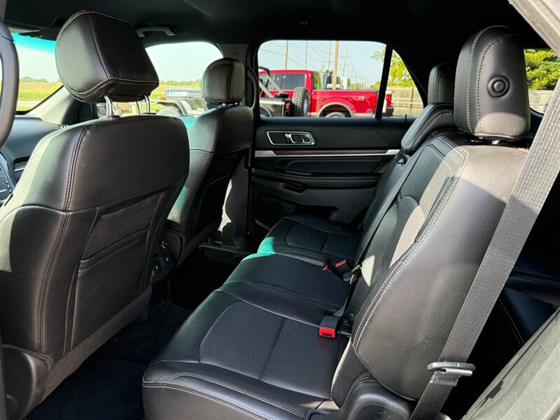 Used 2016 Ford Explorer Limited AWD/4WD image 11