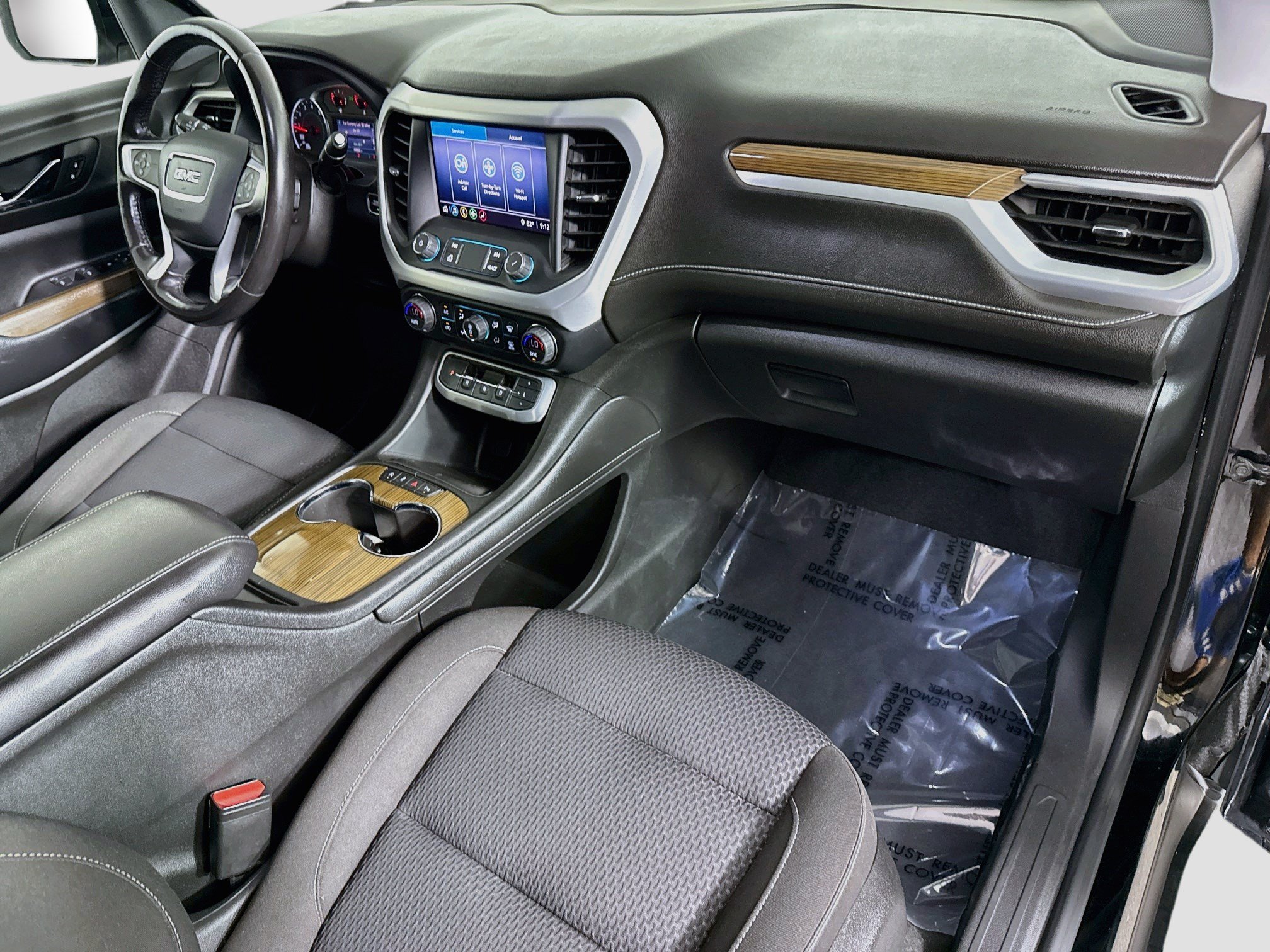 Used 2020 GMC Acadia SLE FWD image 30