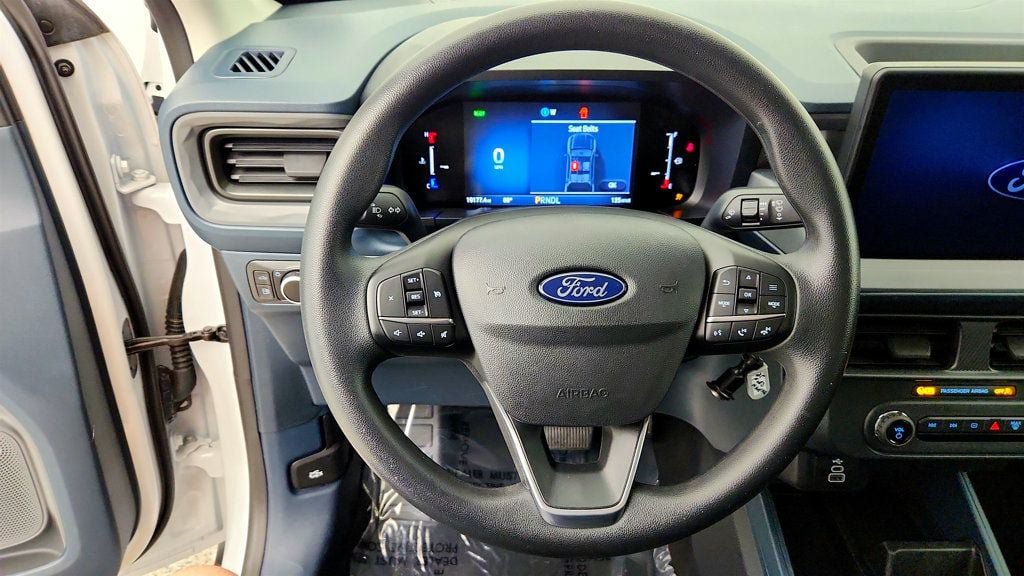 Used 2025 Ford Maverick XL FWD image 13