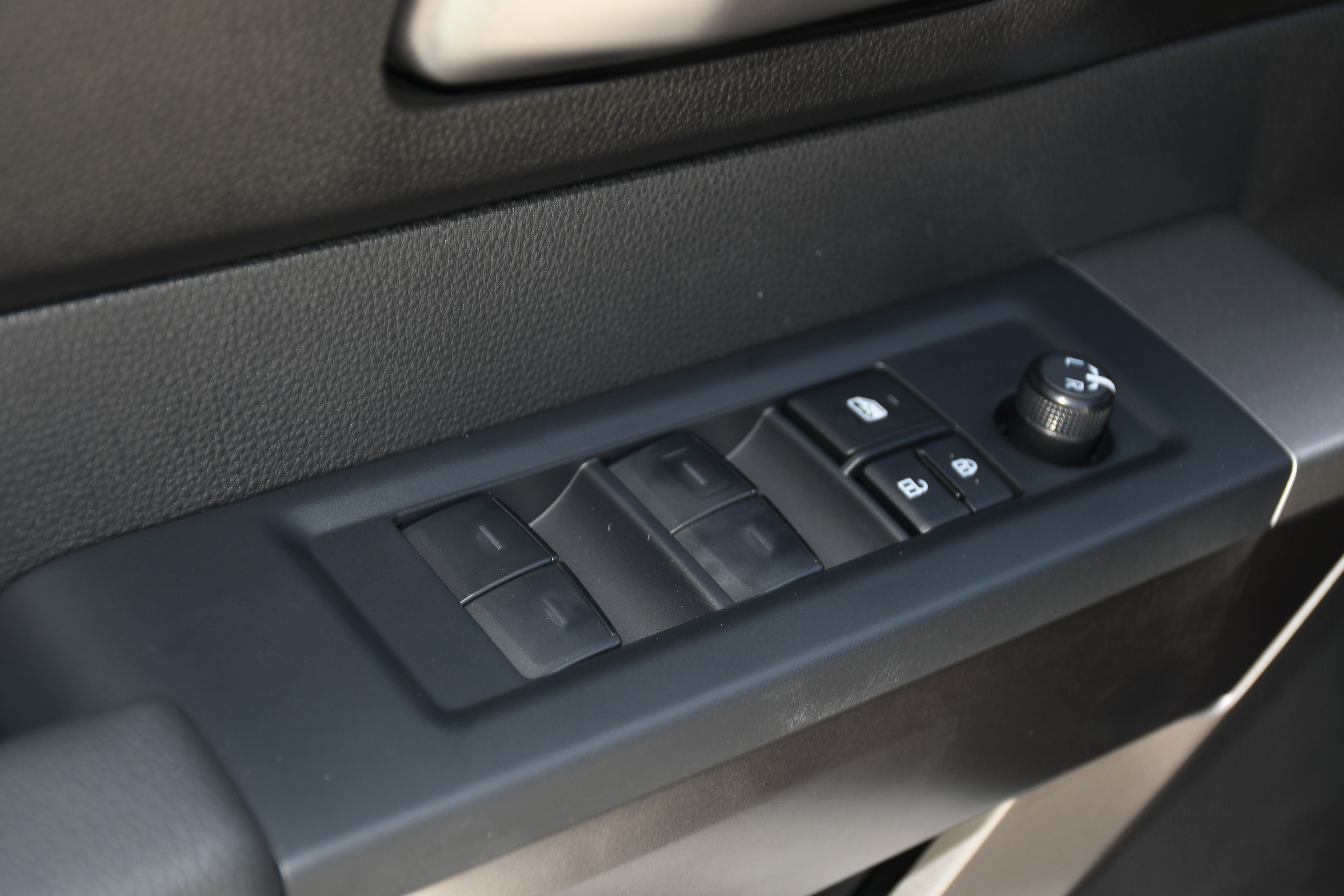 New 2026 Toyota Tundra SR5 image 6
