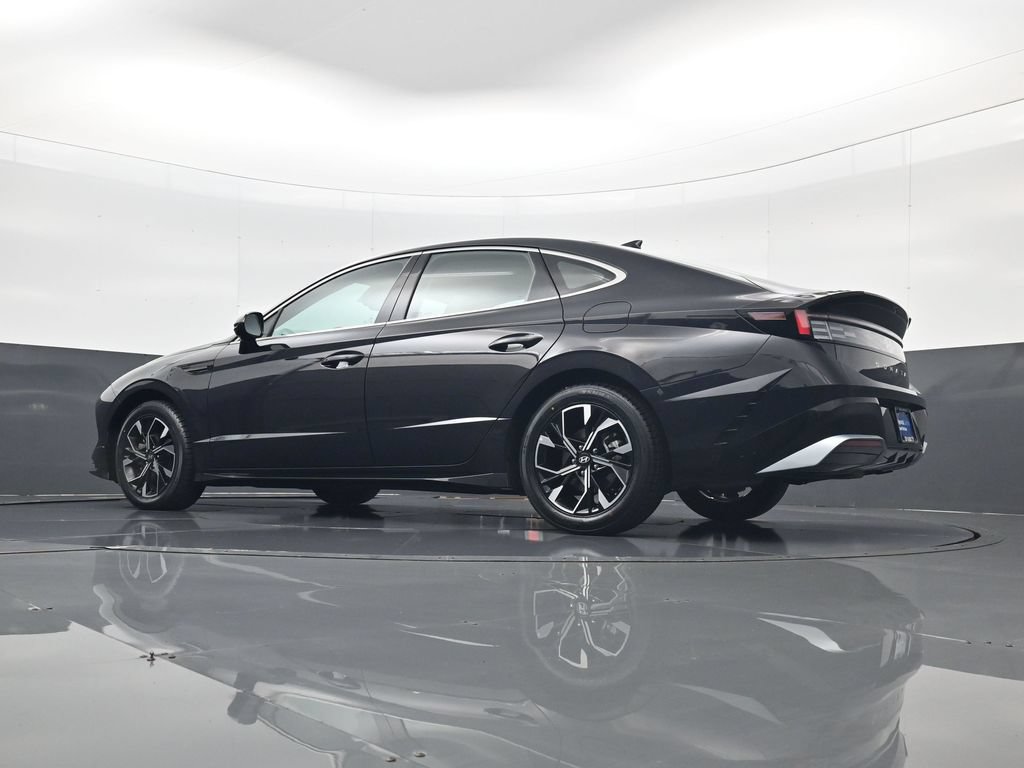 Certified 2024 Hyundai Sonata SEL FWD image 28