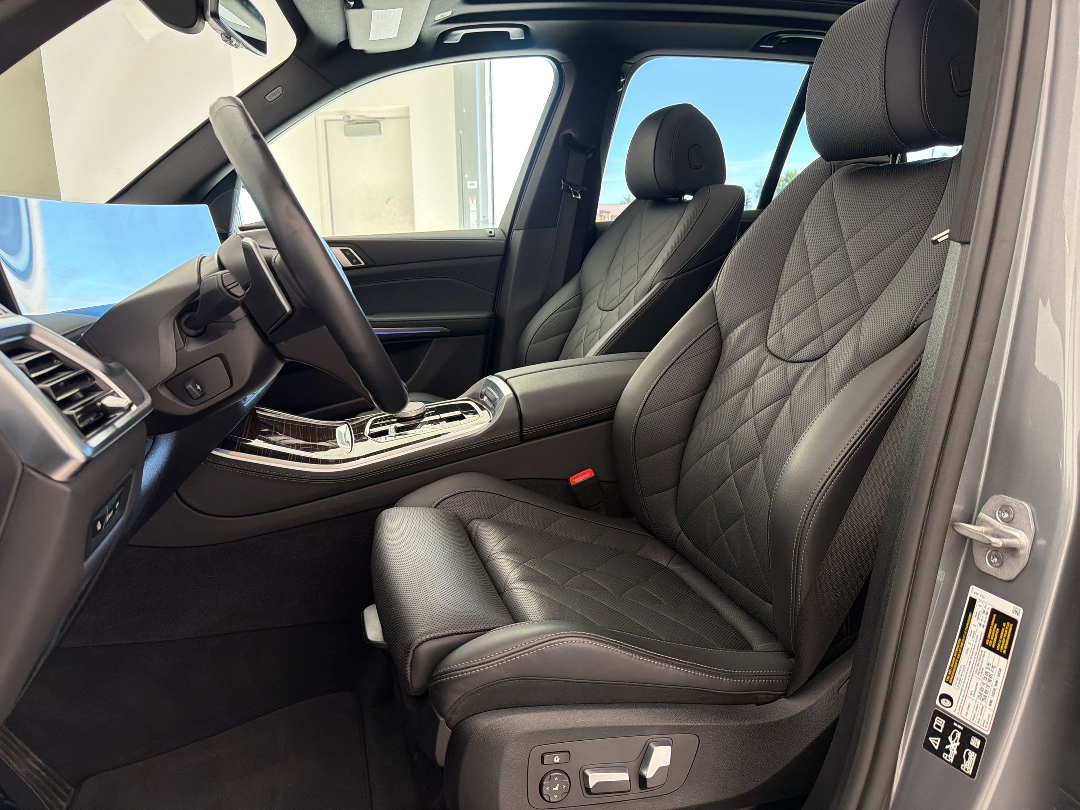 Certified 2026 BMW X5 xDrive40i AWD/4WD image 5