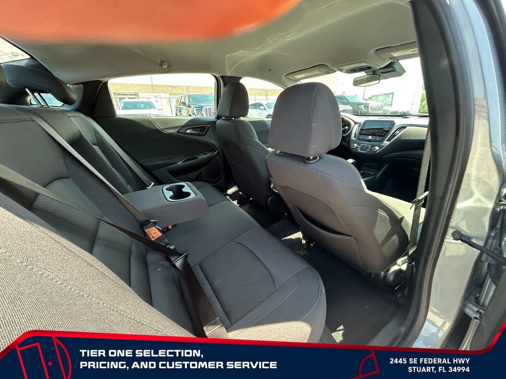 Used 2025 Chevrolet Malibu LT FWD image 18