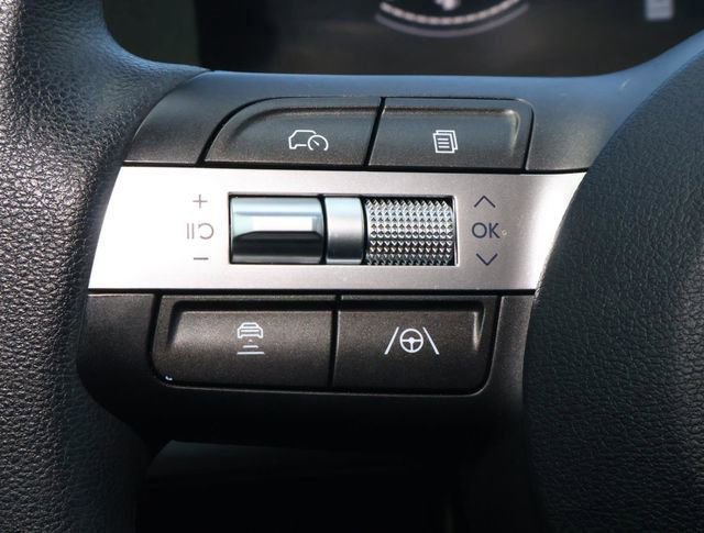 Certified 2026 Hyundai Kona SE FWD image 22