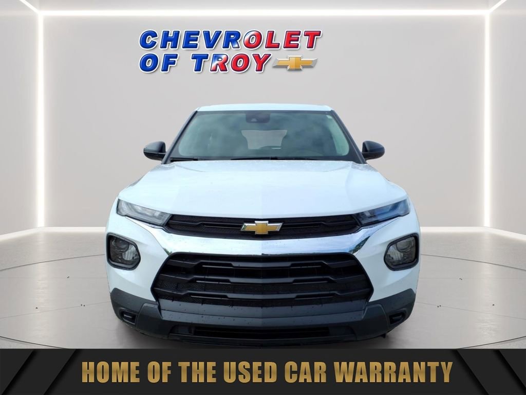Used 2023 Chevrolet TrailBlazer LS FWD image 2