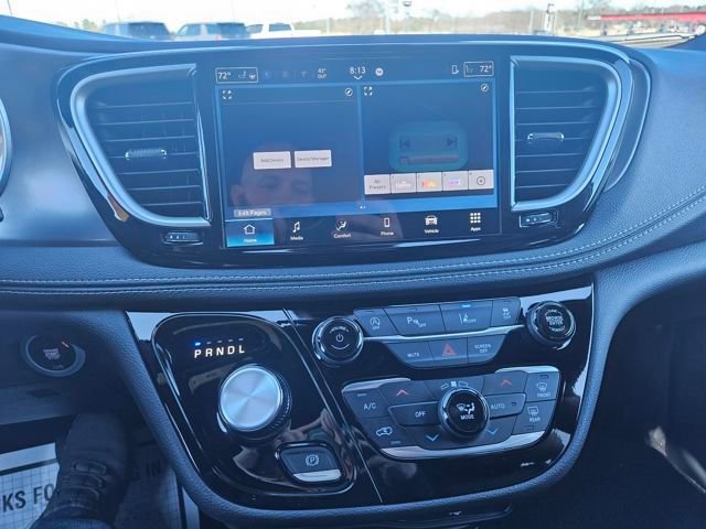 New 2026 Chrysler Pacifica Select FWD image 19