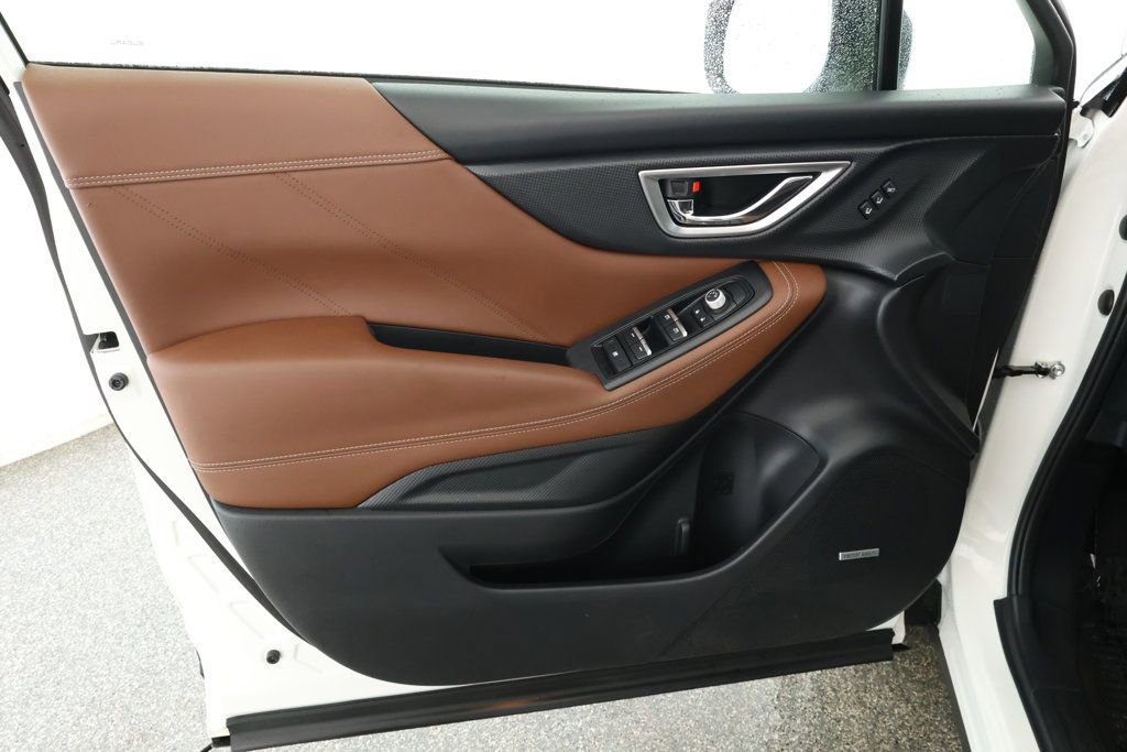 Used 2020 Subaru Forester Touring image 9