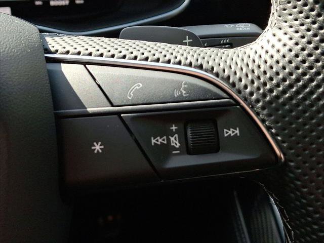 Certified 2024 Audi SQ8 Prestige AWD/4WD image 23